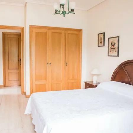 Avenida Samil, 55 Apartamento * Vigo